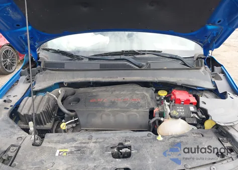 2019 Jeep Compass Limited 4X4 from USA, damaged, VIN 3C4NJDCBXKT647860